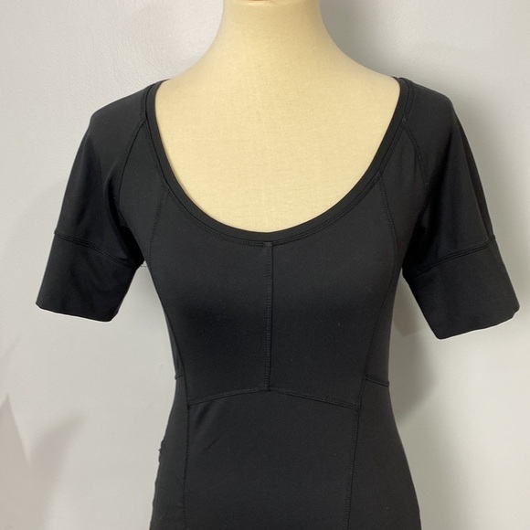 Columbia Omni-wick dress - Picture 2 of 10